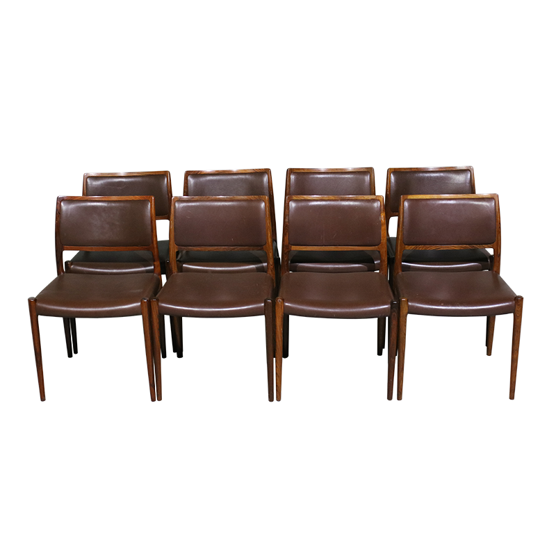 Cadeiras Niels O. Moller modelo 80 em pau santo e couro (1)