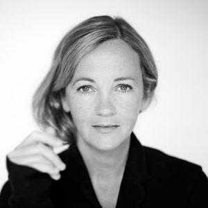 xlouise_campbell.jpg.pagespeed.ic.gzqTihqDg2