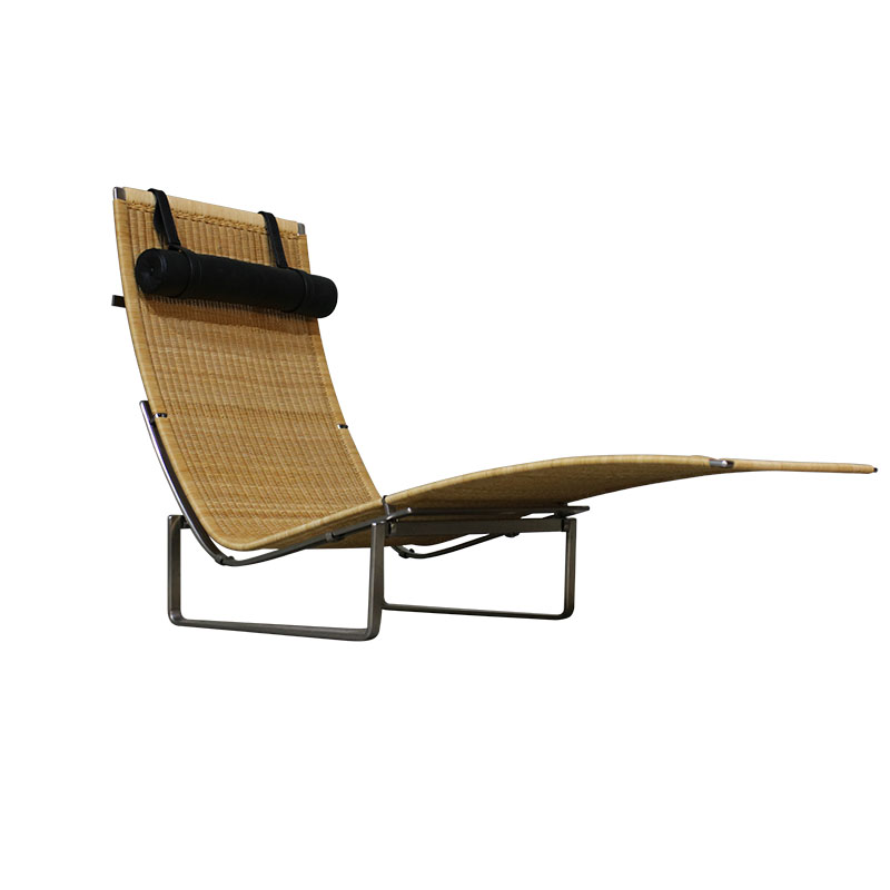 Poltrona Poul Kjaerholm modelo PK24 para Fritz Hansen